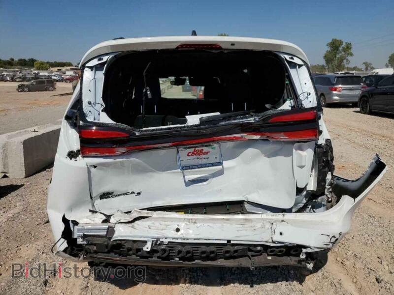 2024 Chrysler PACIFICA (VIN 2C4RC1BGXRR135102) — photo 6 of 13