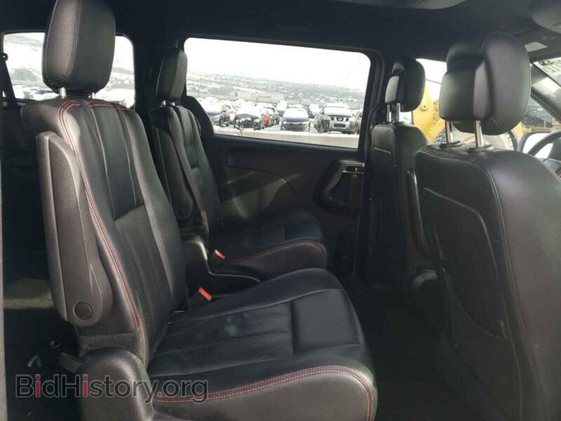2016 Dodge CARAVAN (VIN 2C4RDGEG4GR323994) — photo 10 of 12