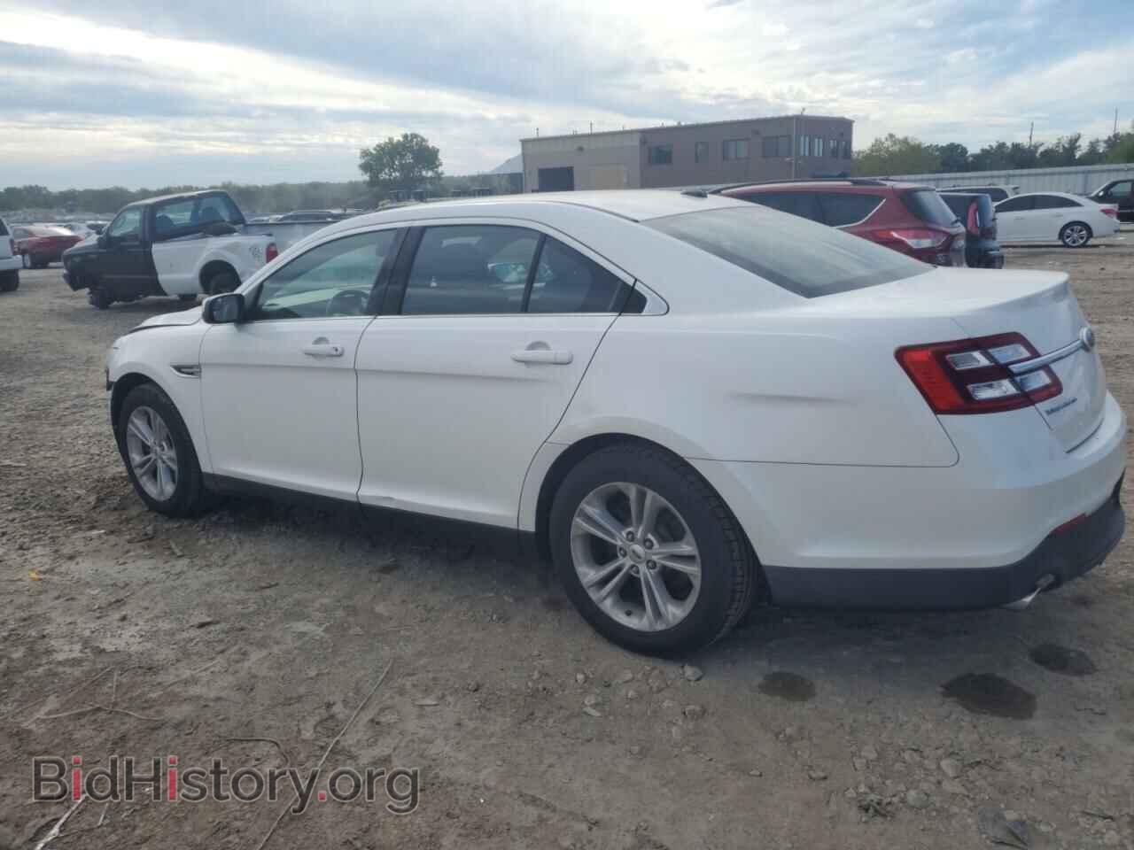 2013 FORD TAURUS - VIN: 1FAHP2E86DG203955 - Фото 2