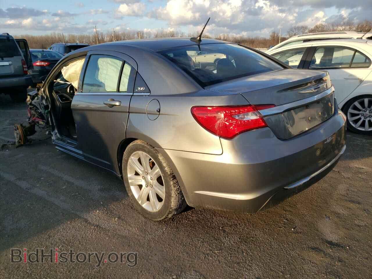 2012 CHRYSLER 200 - VIN: 1C3CCBBB9CN330908 - Фото 2