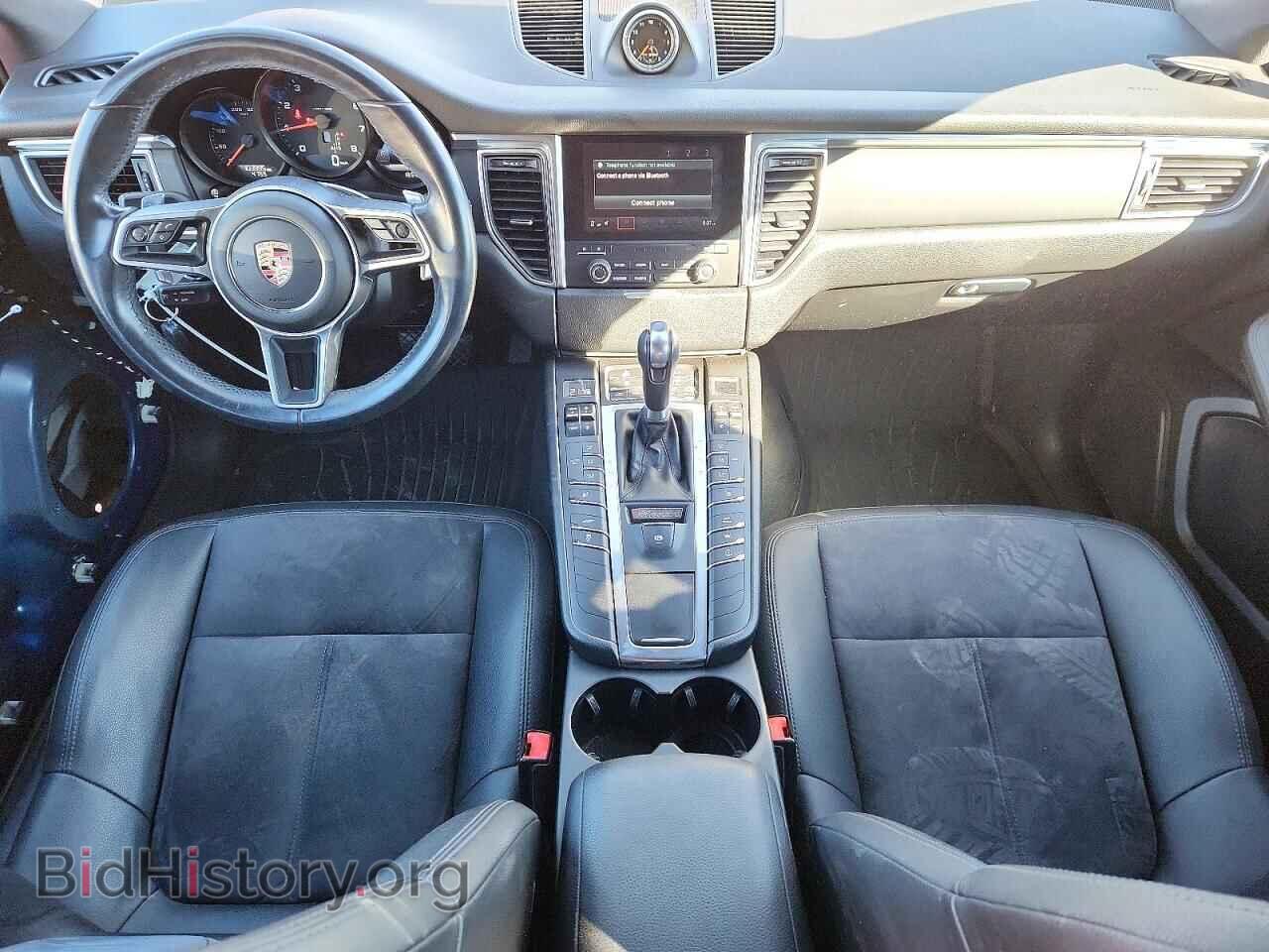 2017 Porsche MACAN (VIN WP1AA2A57HLB08535) — photo 8 of 14