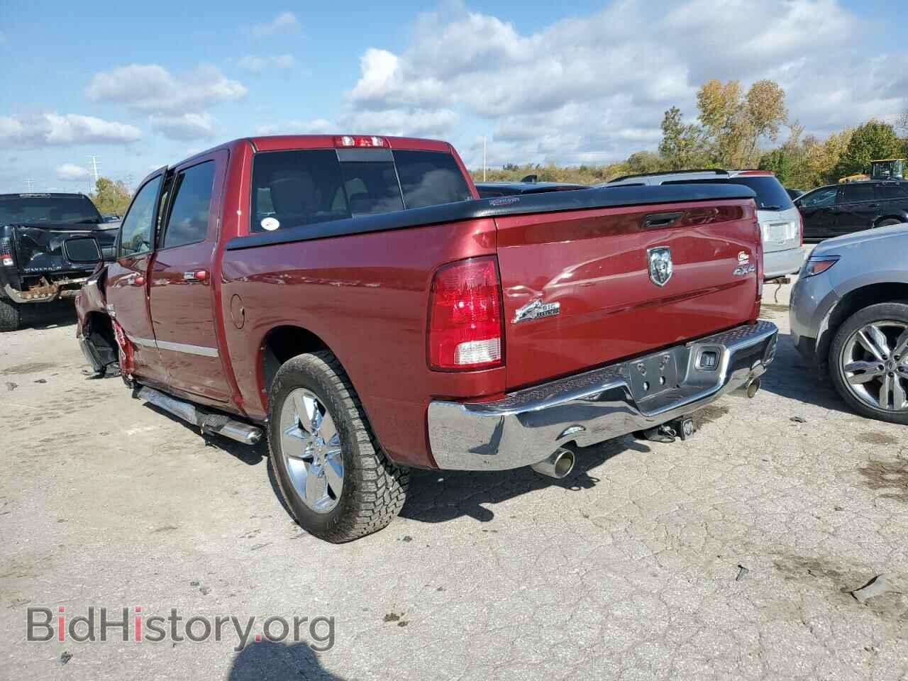 2015 RAM 1500 - VIN: 3C6RR7LTXFG709378 - Фото 2