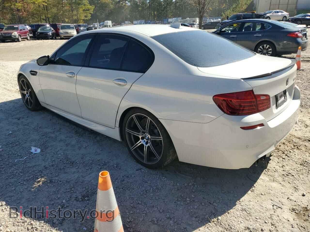 2014 BMW M5 - VIN: WBSFV9C54ED593376 - Photo 2