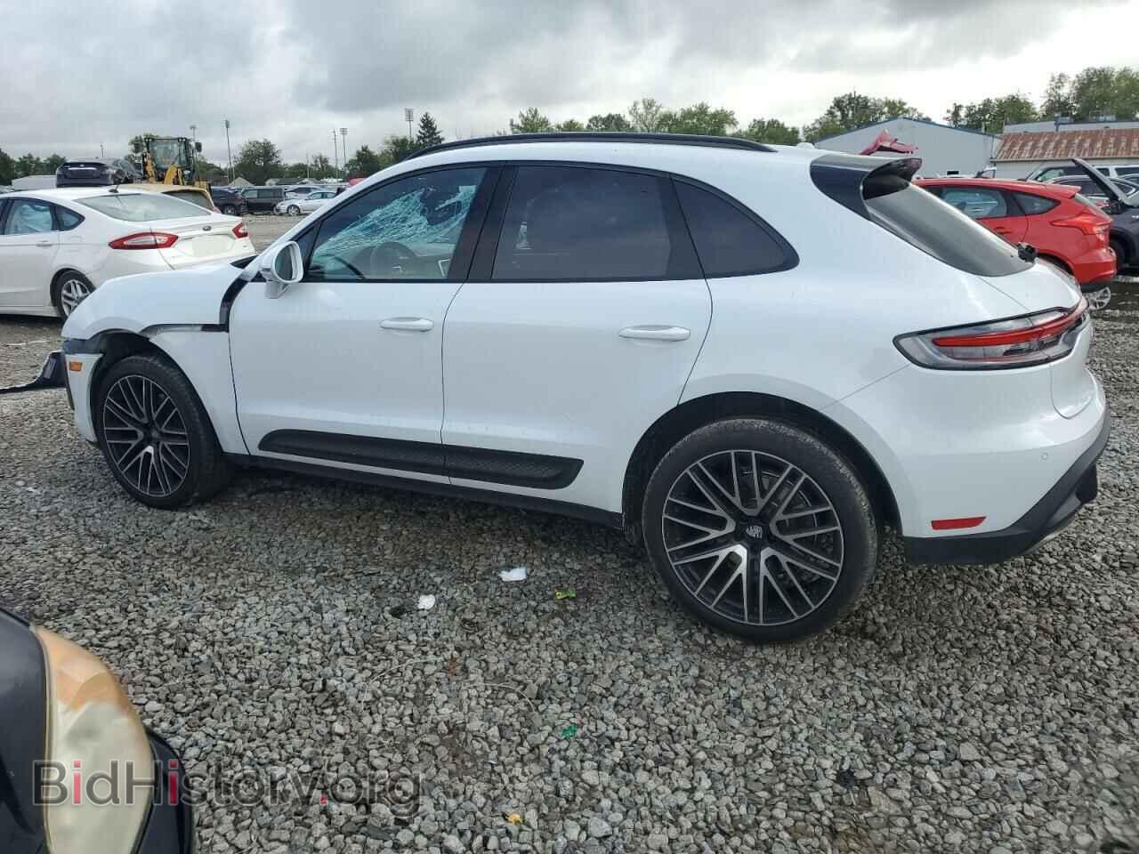 2022 PORSCHE MACAN - VIN: WP1AA2A57NLB09633 - Photo 2