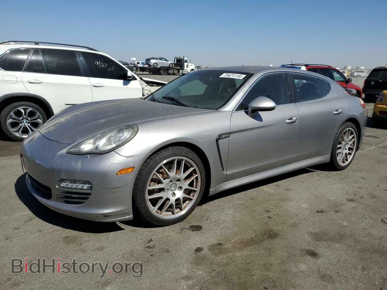 Photo WP0AB2A73BL060085 - PORSCHE PANAMERA 2011