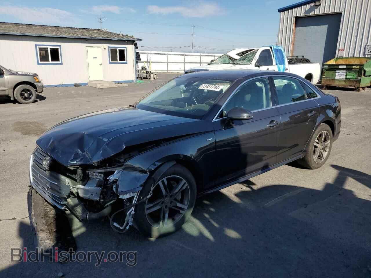 Фотография WAUPNAF48JA027276 - AUDI A4 2018