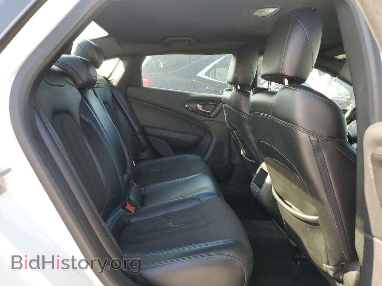 2015 CHRYSLER 200 - VIN: 1C3CCCBB8FN749729 - Фото 10