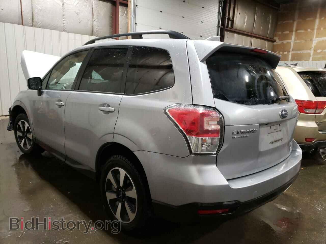 2017 SUBARU FORESTER - VIN: JF2SJAEC4HH802824 - Фото 2