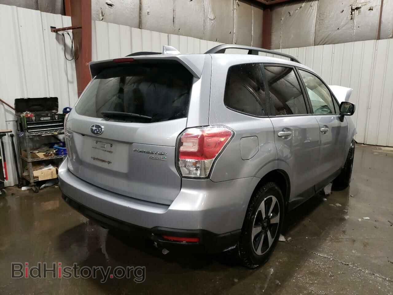 2017 SUBARU FORESTER - VIN: JF2SJAEC4HH802824 - Фото 3