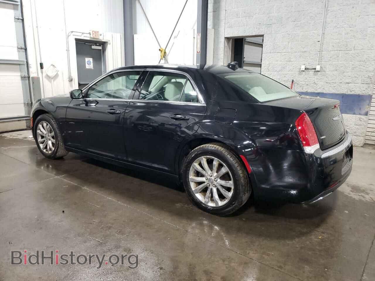 2015 CHRYSLER 300 - VIN: 2C3CCARG8FH736512 - Фото 2