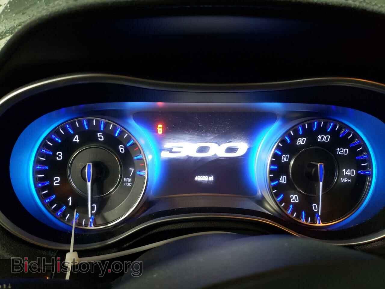 2015 CHRYSLER 300 - VIN: 2C3CCARG8FH736512 - Фото 9