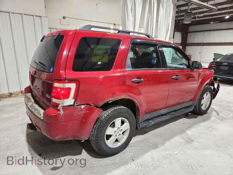 2011 Ford ESCAPE (VIN 1FMCU0DG4BKB96388) — photo 3 of 13
