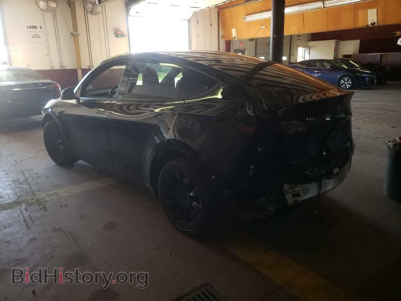 2023 TESLA MODEL Y - VIN: 7SAYGAEE5PF610404 - Фото 2