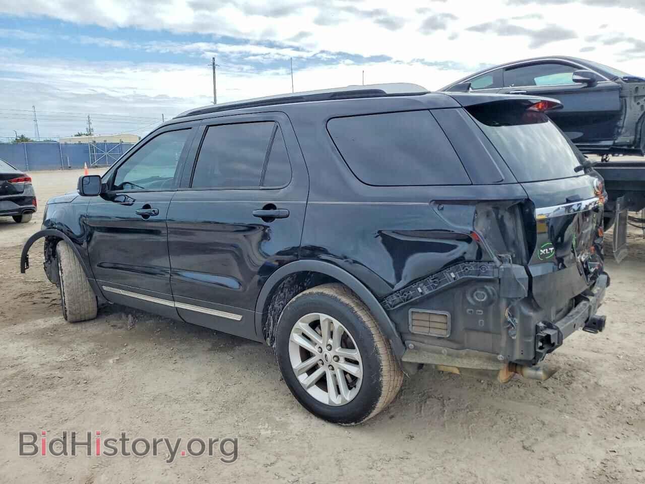 2017 FORD EXPLORER - VIN: 1FM5K7D82HGA67366 - Фото 2