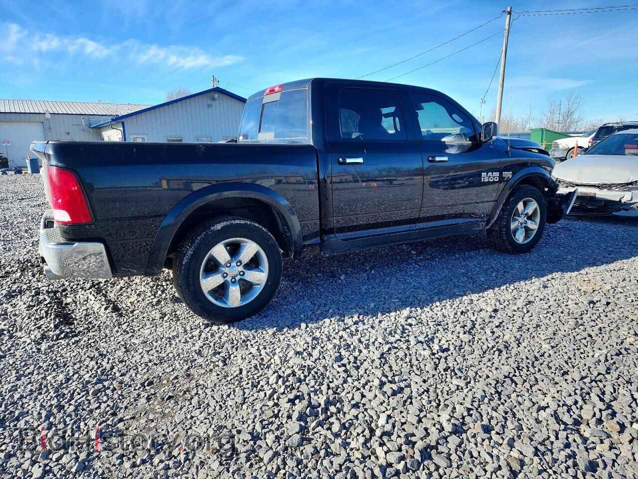 2015 RAM 1500 - VIN: 3C6RR7LT4FG533086 - Photo 3
