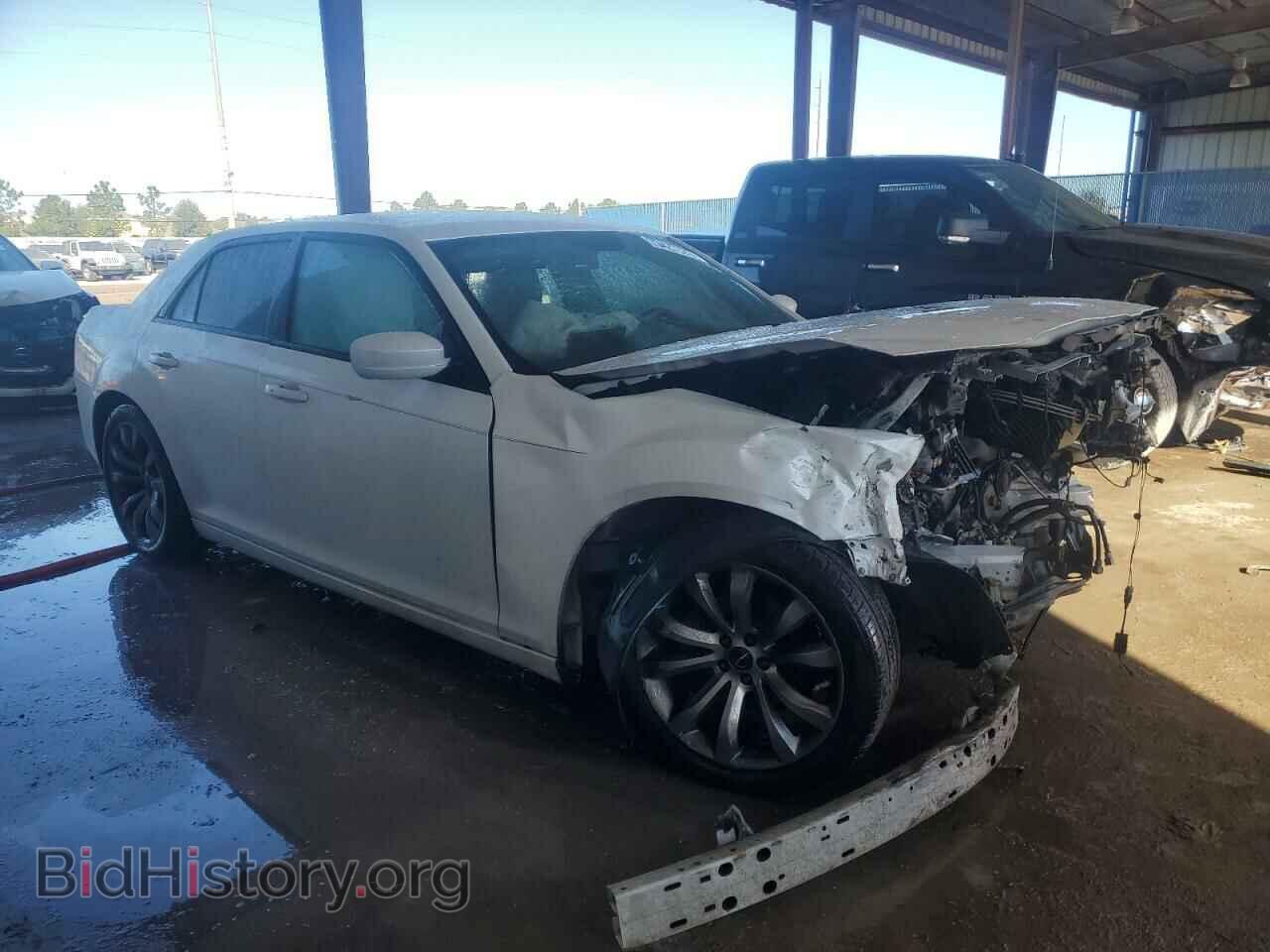 2014 CHRYSLER 300 - VIN: 2C3CCABG2EH309450 - Фото 4