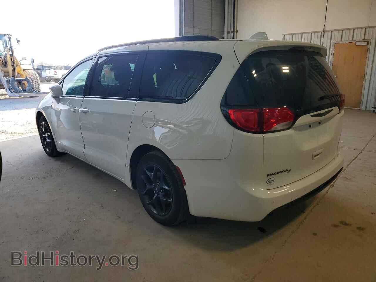 2018 CHRYSLER PACIFICA - VIN: 2C4RC1EG4JR235731 - Фото 2