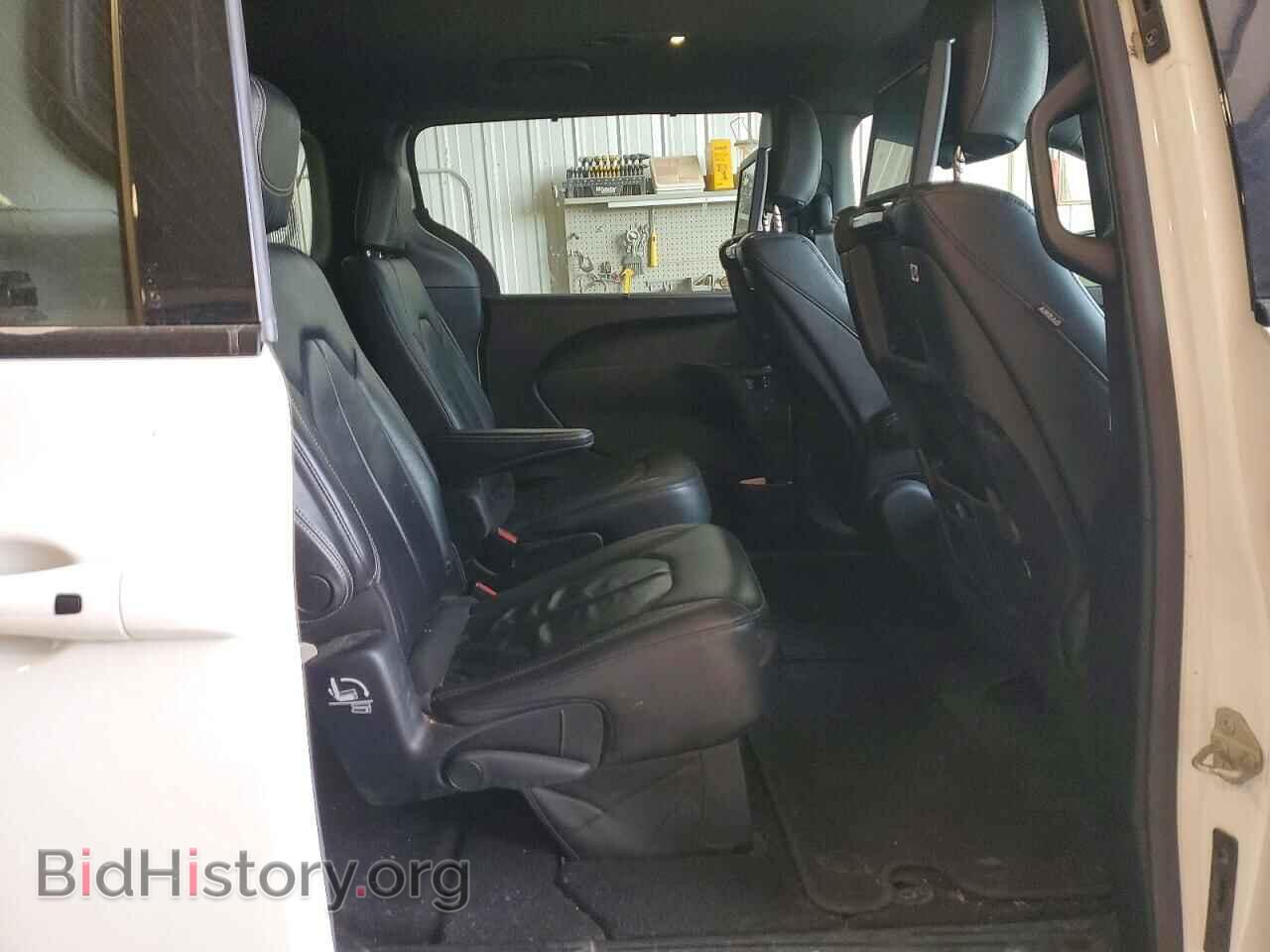 2018 CHRYSLER PACIFICA - VIN: 2C4RC1EG4JR235731 - Фото 11