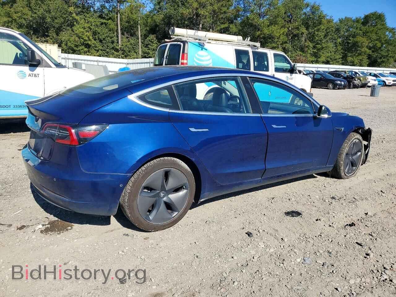 2018 Tesla MODEL 3 (VIN 5YJ3E1EA4JF041143) — photo 3 of 12