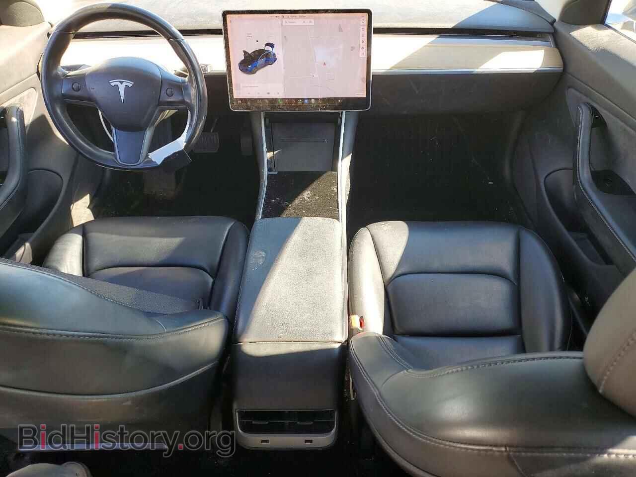 2018 Tesla MODEL 3 (VIN 5YJ3E1EA4JF041143) — photo 8 of 12