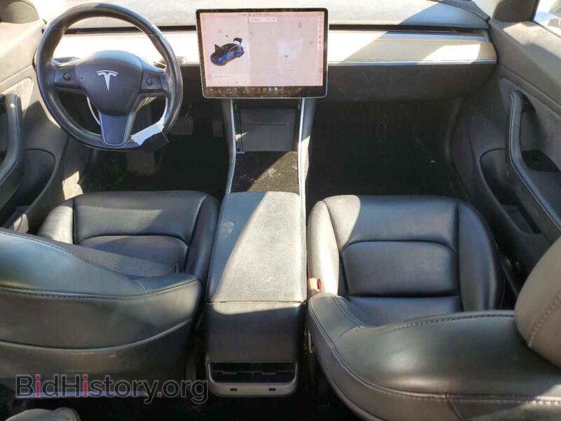 2018 Tesla MODEL 3 (VIN 5YJ3E1EA4JF041143) — photo 8 of 12