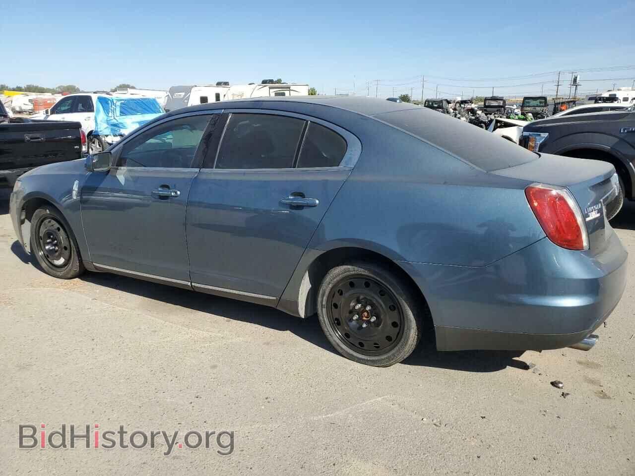 2010 LINCOLN MKS - VIN: 1LNHL9FT8AG612533 - Фото 2