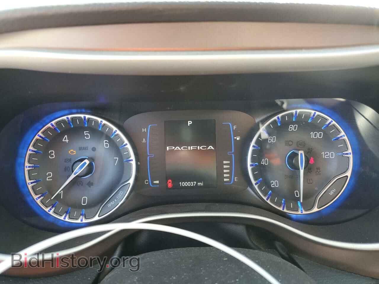 2018 CHRYSLER PACIFICA - VIN: 2C4RC1BG8JR110624 - Фото 9