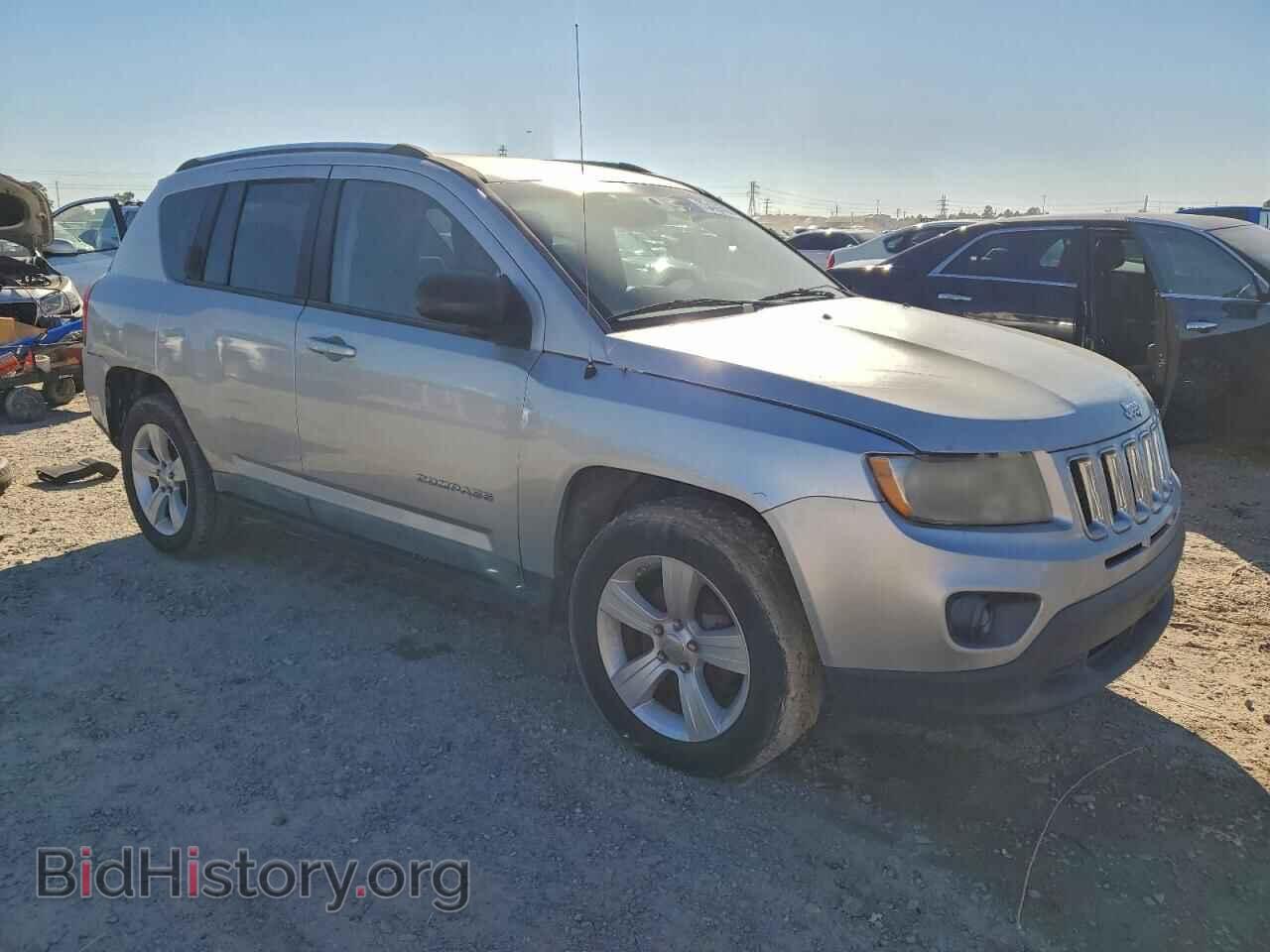 2011 JEEP COMPASS - VIN: 1J4NT1FA6BD219831 - Фото 4