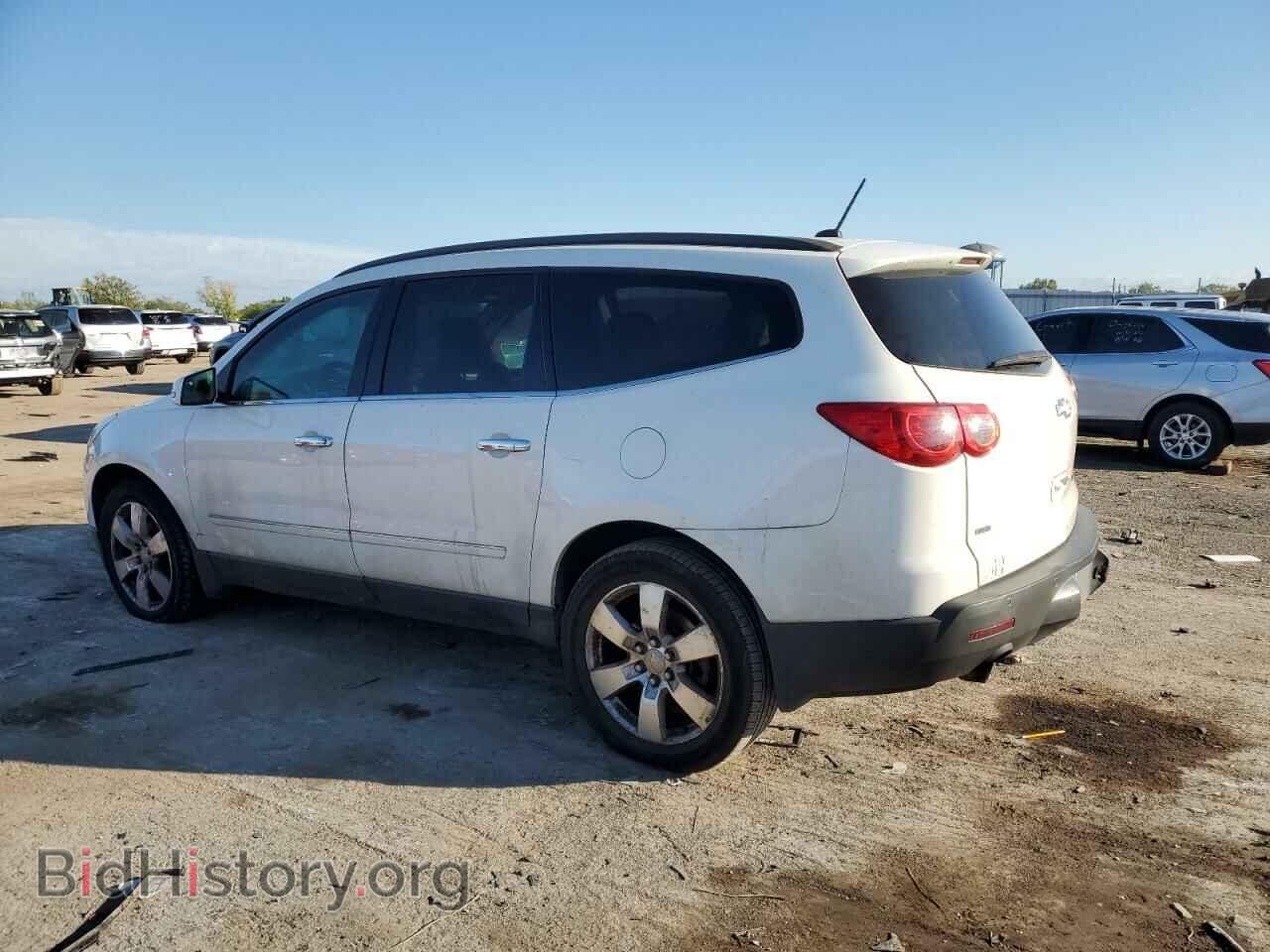 2012 CHEVROLET TRAVERSE - VIN: 1GNKVLED7CJ225299 - Фото 2