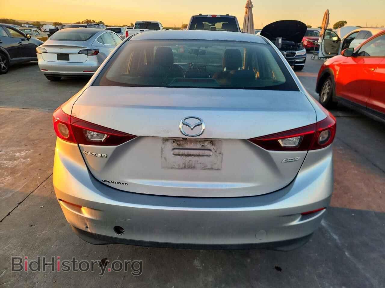 2017 Mazda 3 (VIN 3MZBN1U72HM103207) — photo 6 of 12