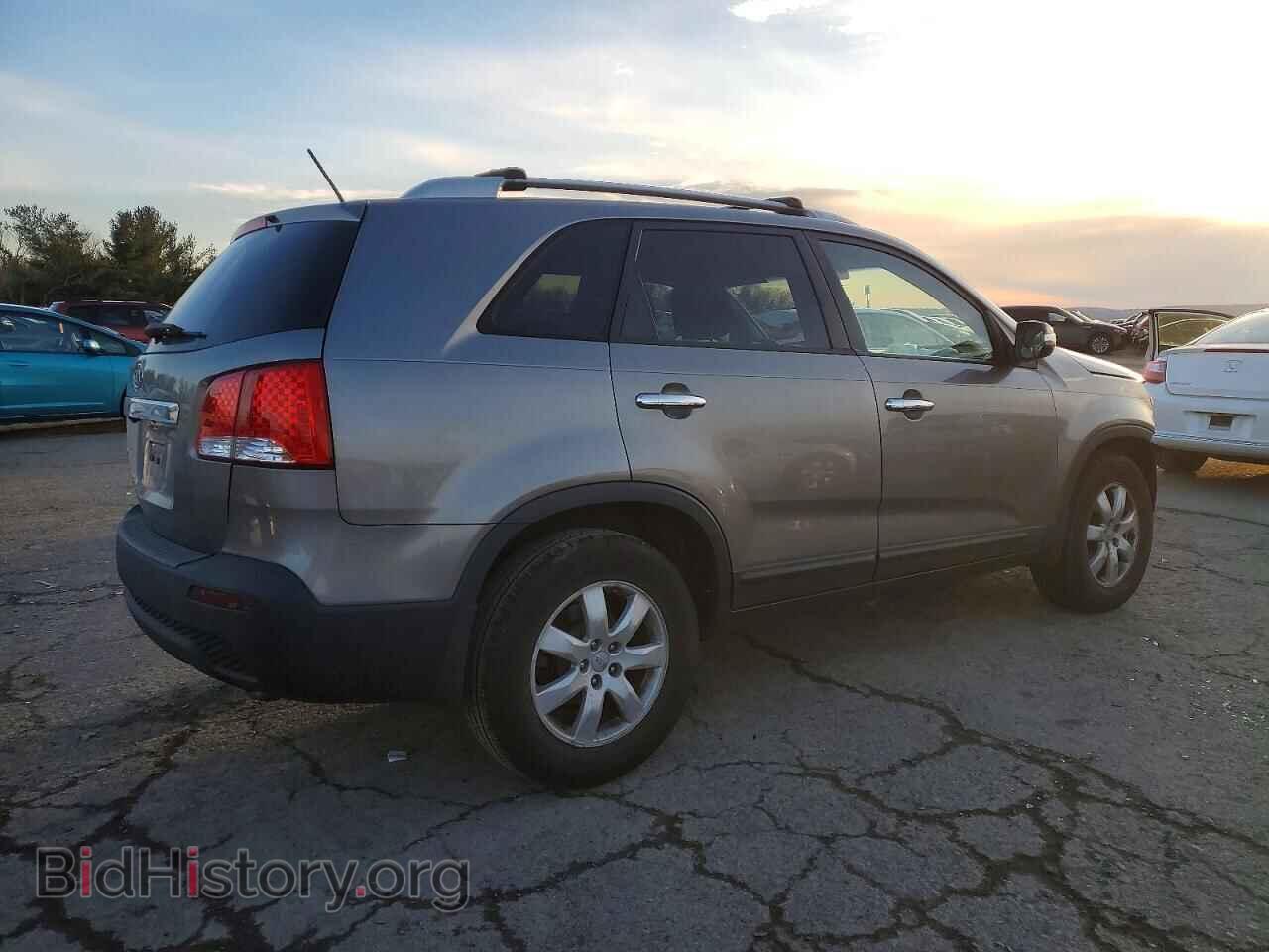 2012 KIA SORENTO - VIN: 5XYKT4A60CG261816 - Фото 3