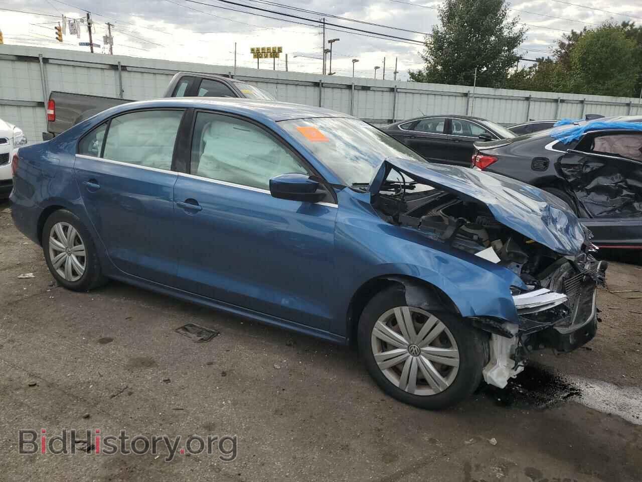 2017 VOLKSWAGEN JETTA - VIN: 3VW2B7AJ2HM328335 - Photo 4