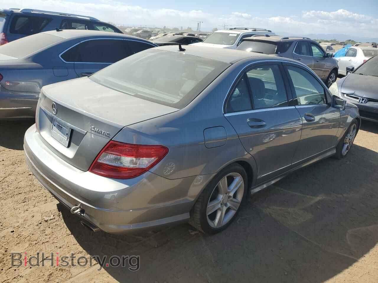 2011 MERCEDES-BENZ C-CLASS - VIN: WDDGF8BB0BR158403 - Фото 3