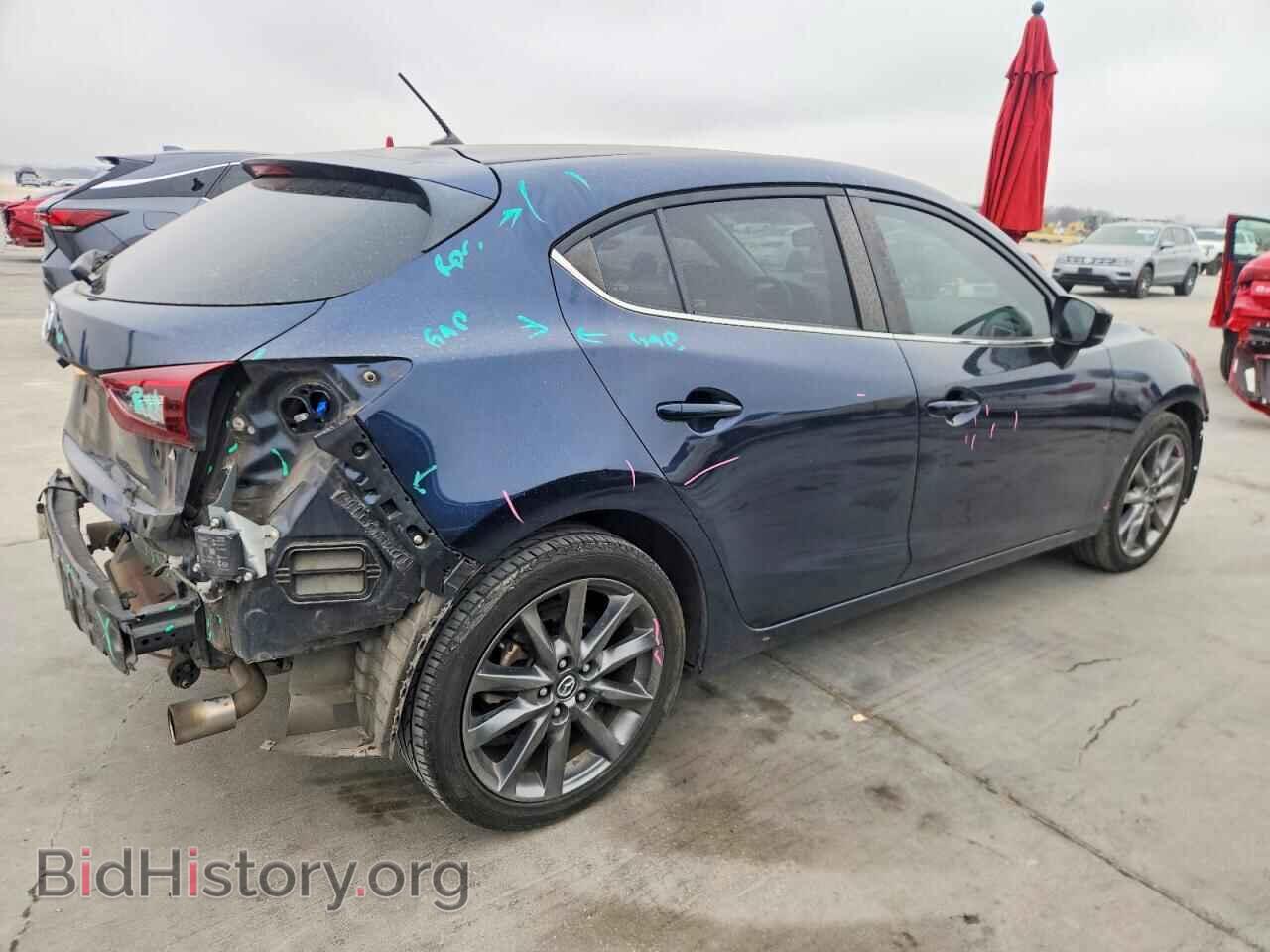 2018 MAZDA 3 - VIN: 3MZBN1L3XJM270564 - Фото 3