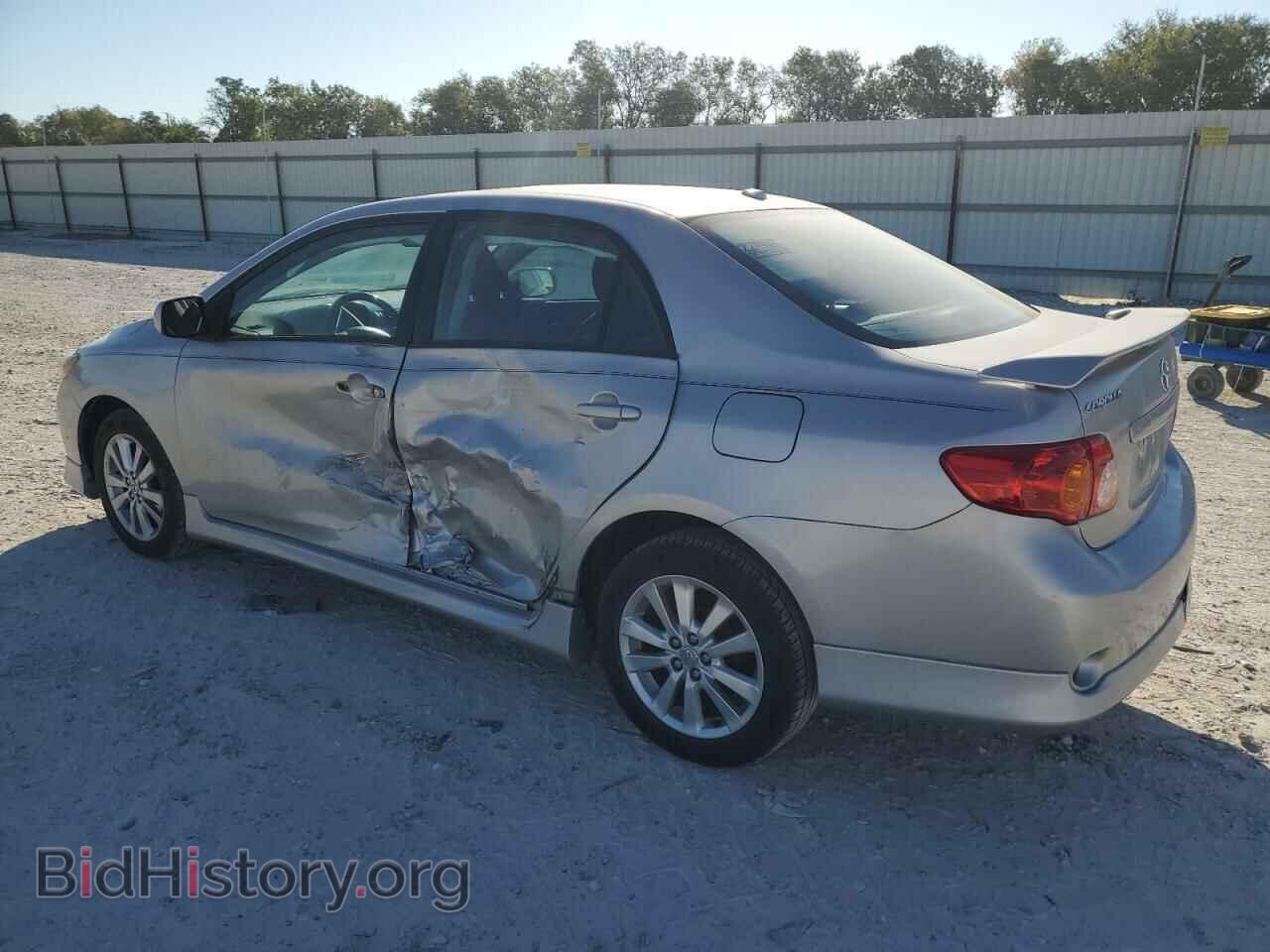 2010 TOYOTA COROLLA - VIN: 1NXBU4EEXAZ212774 - Фото 2