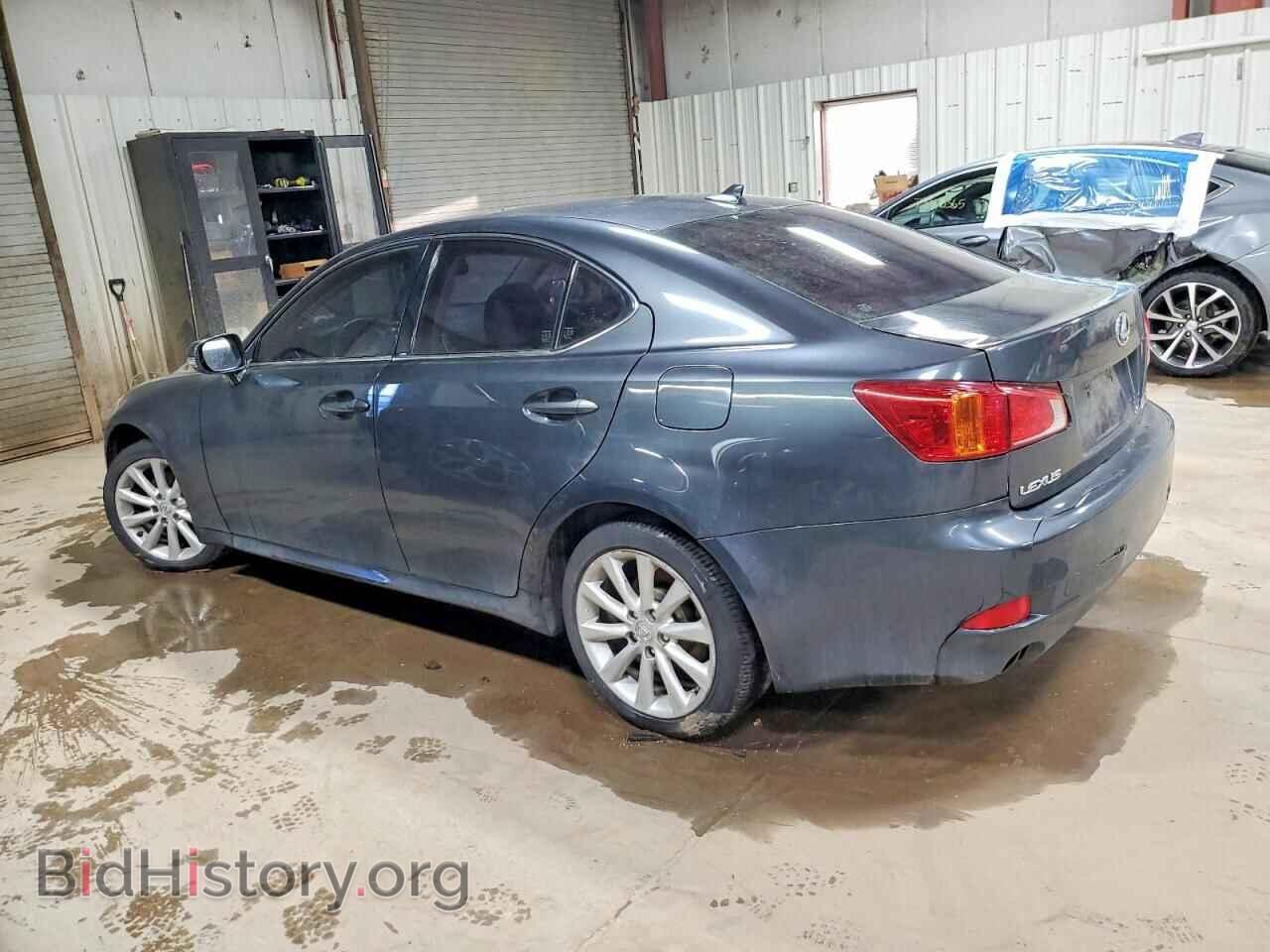 2010 LEXUS IS - VIN: JTHCF5C20A5039762 - Photo 2