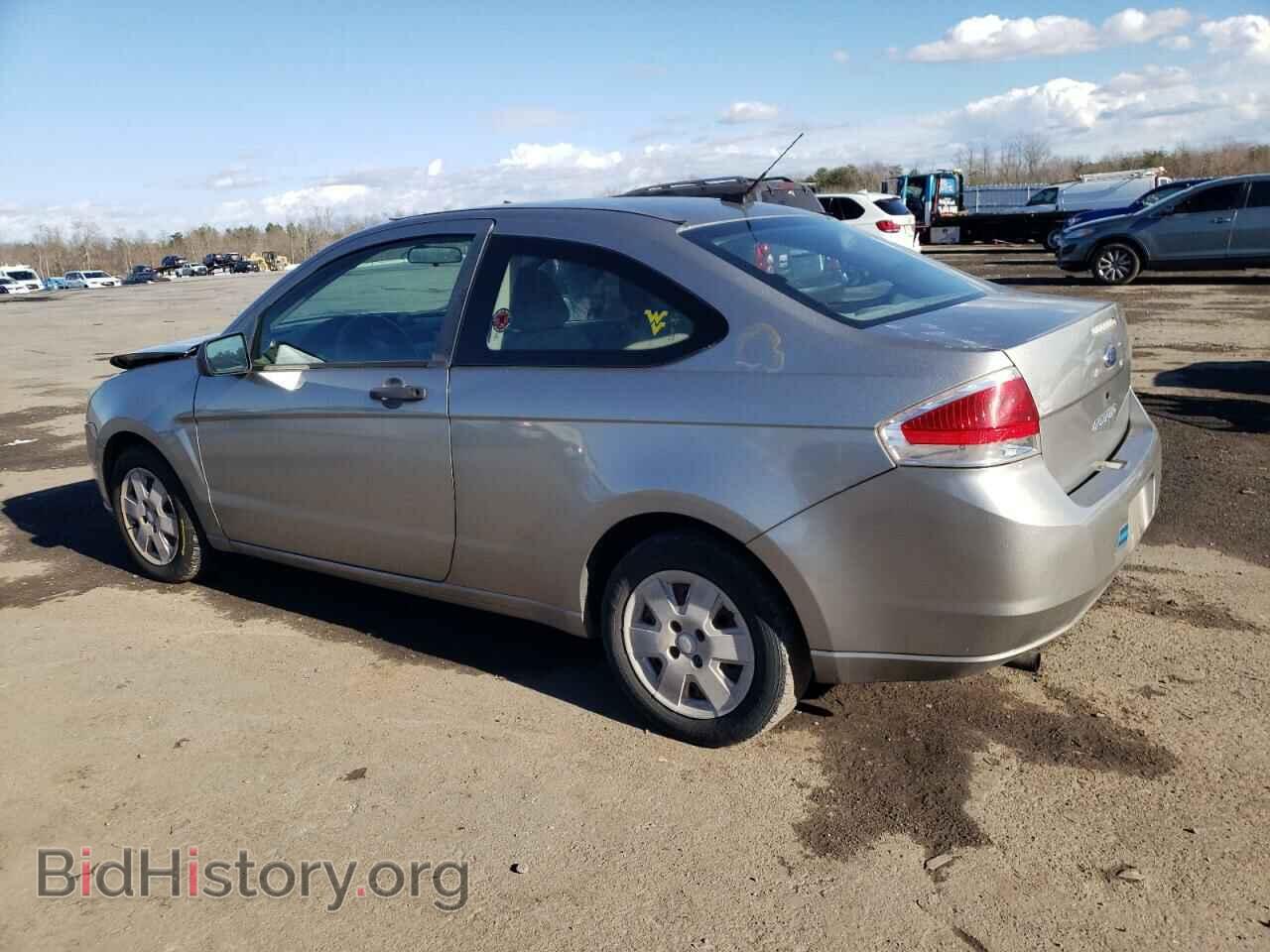 2008 FORD FOCUS - VIN: 1FAHP32N78W170900 - Фото 2
