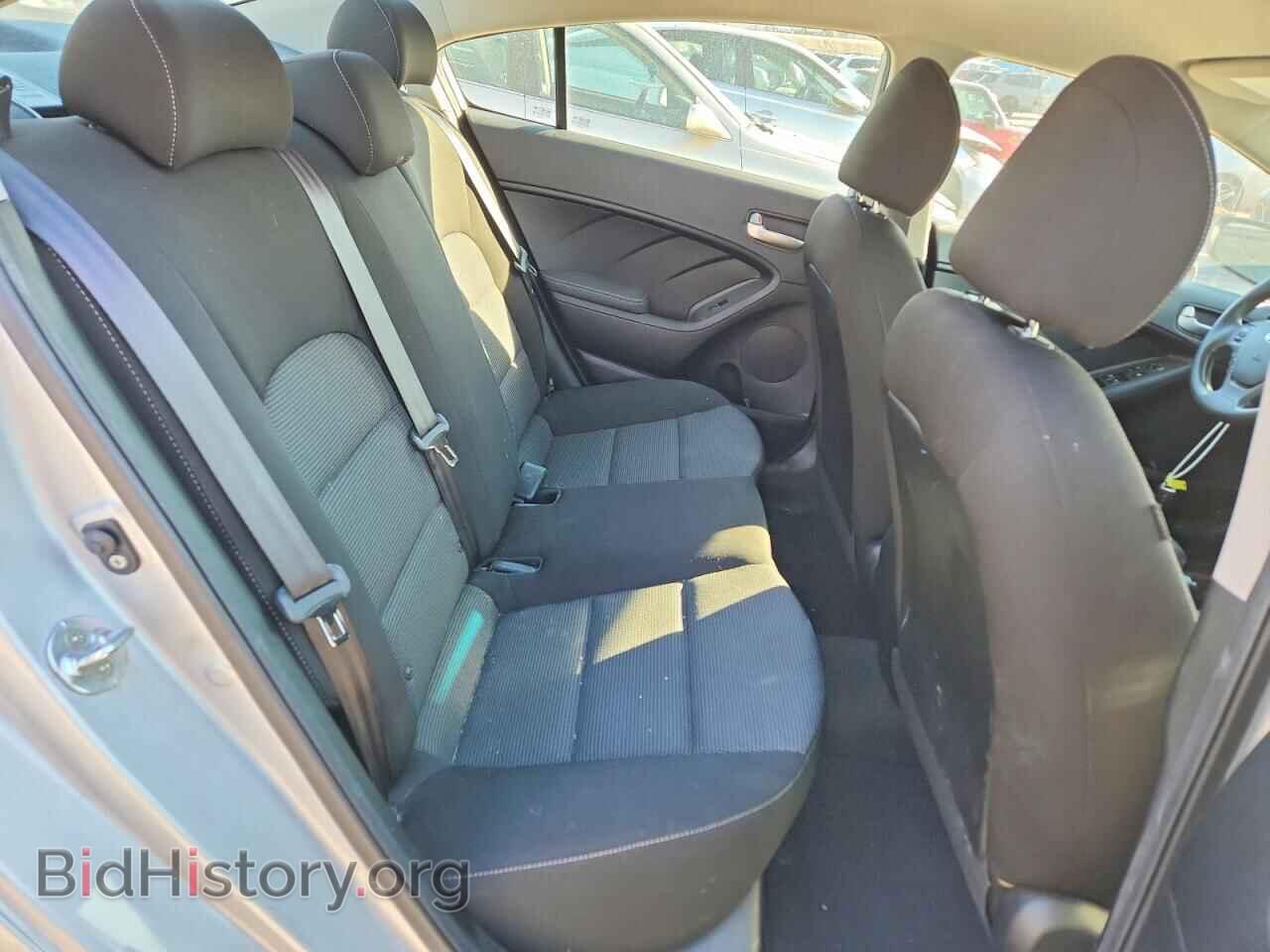 2017 KIA FORTE - VIN: 3KPFK4A78HE065852 - Фото 10