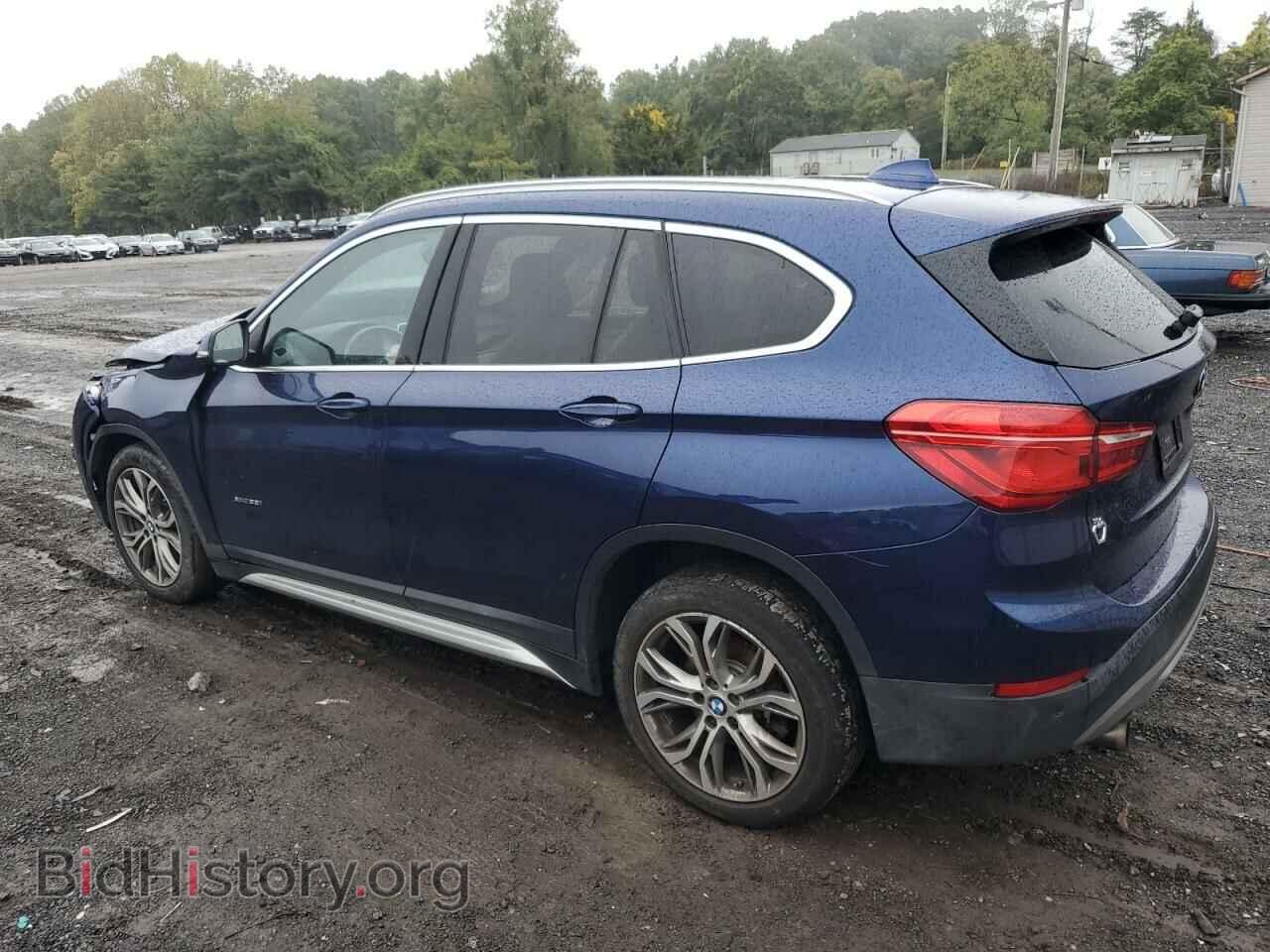 2017 BMW X1 - VIN: WBXHT3C30H5F87743 - Фото 2