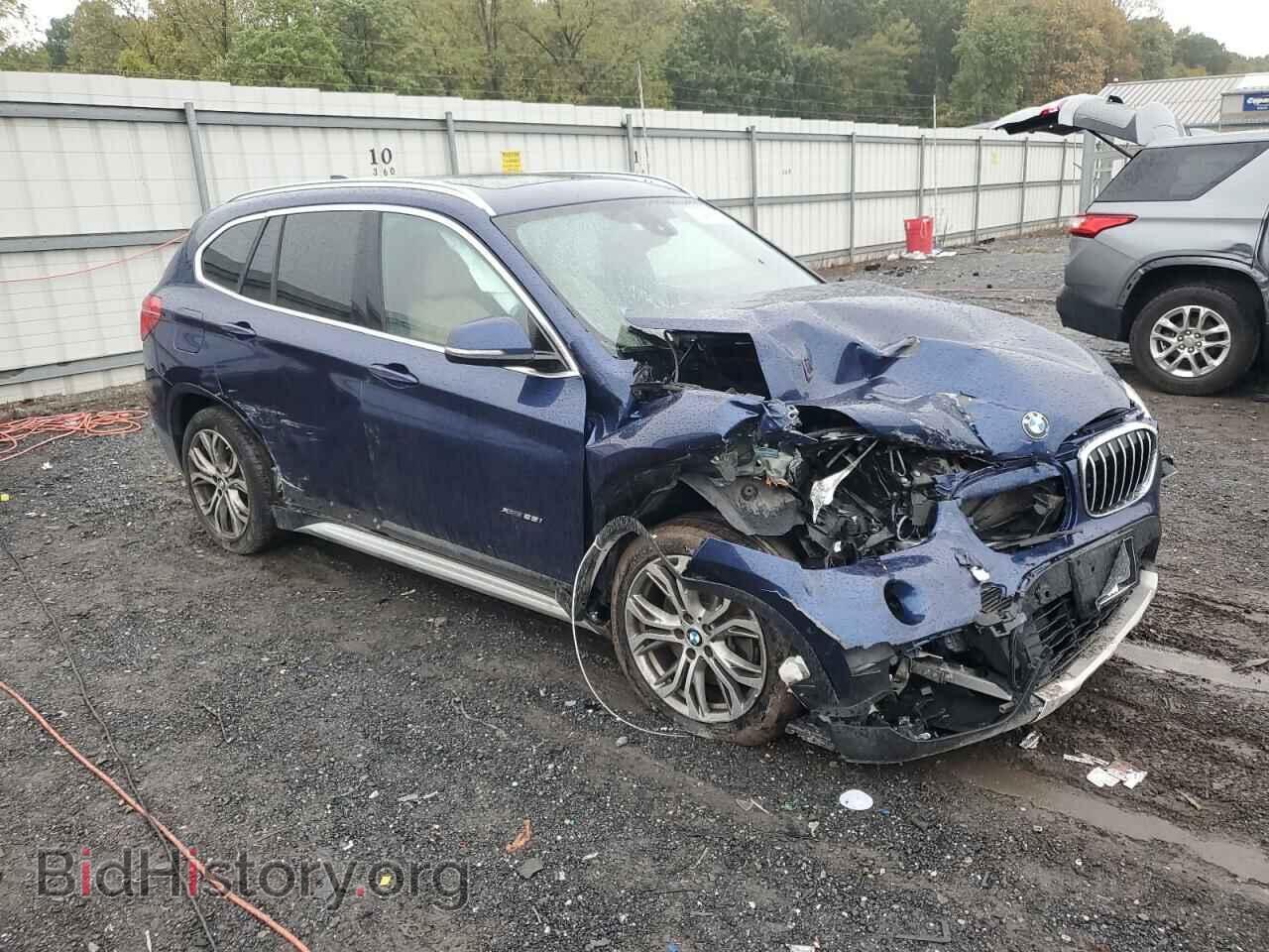 2017 BMW X1 - VIN: WBXHT3C30H5F87743 - Фото 4