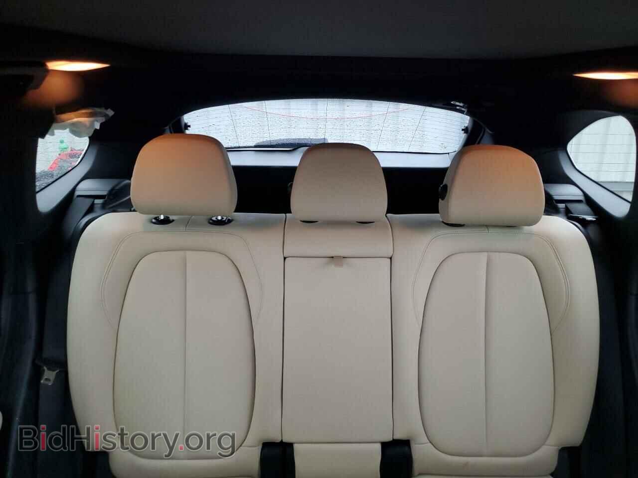 2017 BMW X1 - VIN: WBXHT3C30H5F87743 - Фото 10