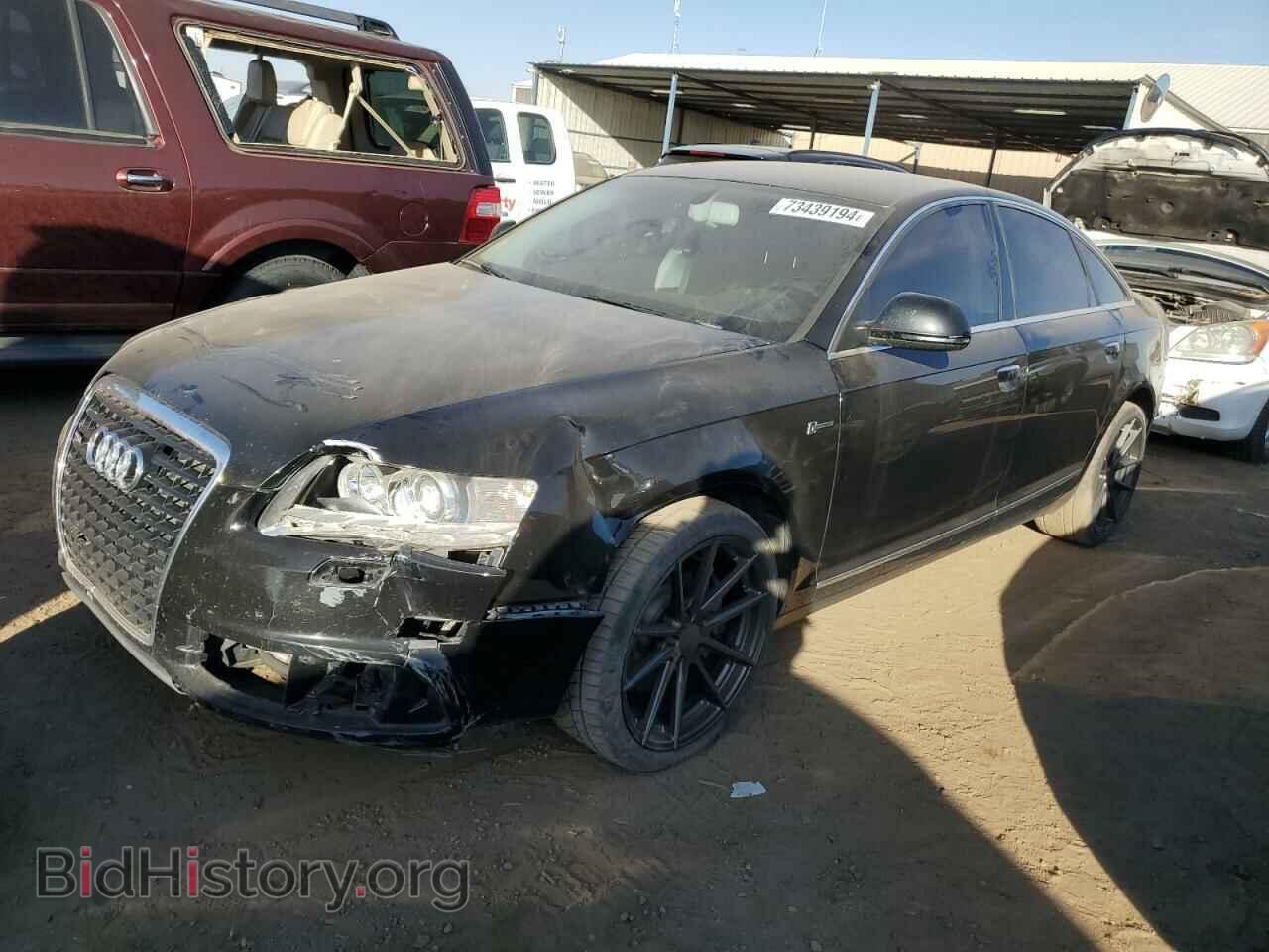 Photo WAUFGAFB0BN034396 - AUDI A6 2011