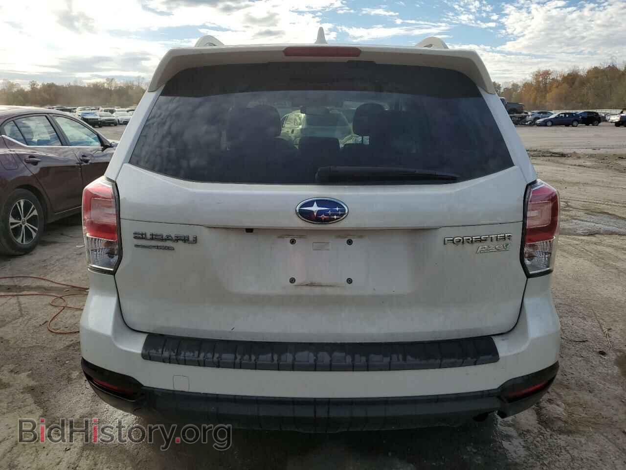 2017 SUBARU FORESTER - VIN: JF2SJAGCXHH508812 - Фото 6