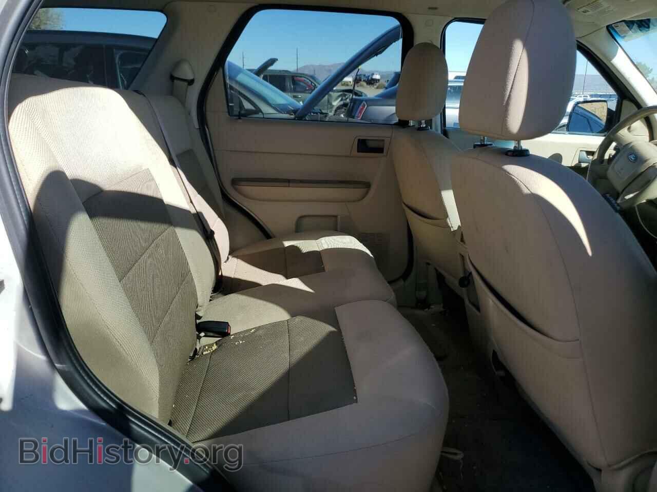 2008 FORD ESCAPE - VIN: 1FMCU93128KA95229 - Фото 10