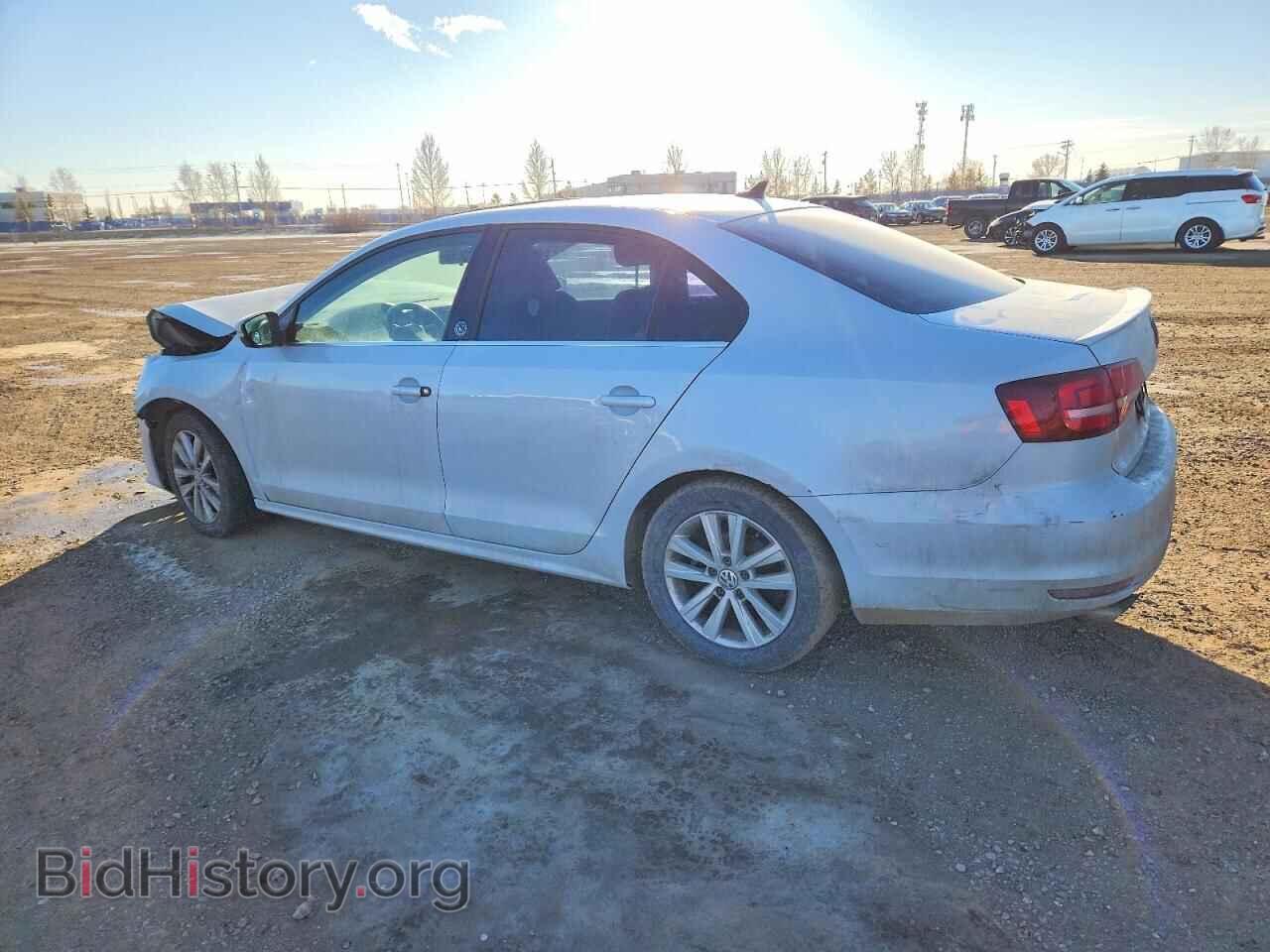 2017 VOLKSWAGEN JETTA - VIN: 3VWDB7AJ4HM320309 - Photo 2