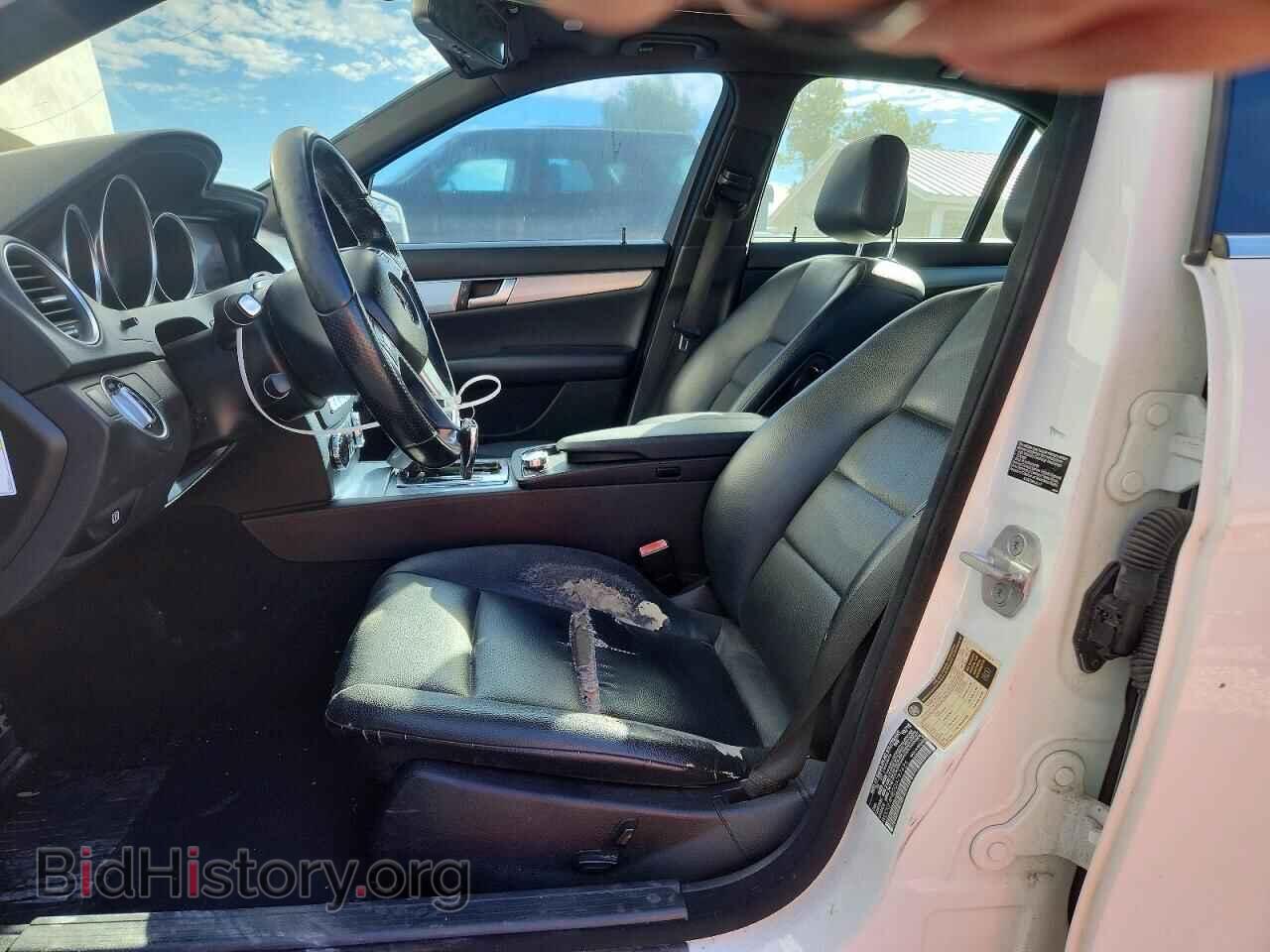 2013 MERCEDES-BENZ C-CLASS - VIN: WDDGF4HB2DA797626 - Photo 7