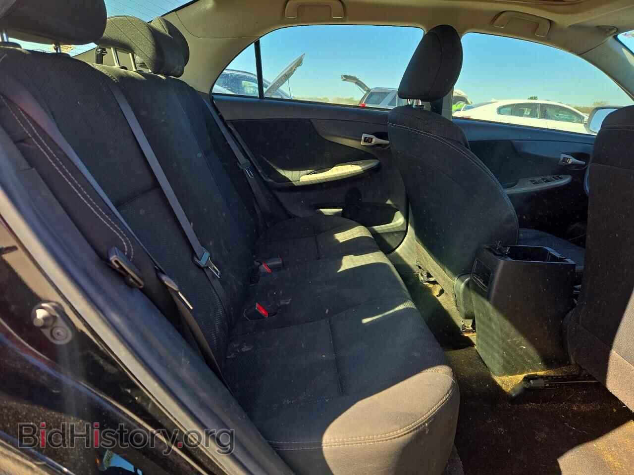 2013 Toyota COROLLA (VIN 2T1BU4EEXDC123552) — photo 6 of 10