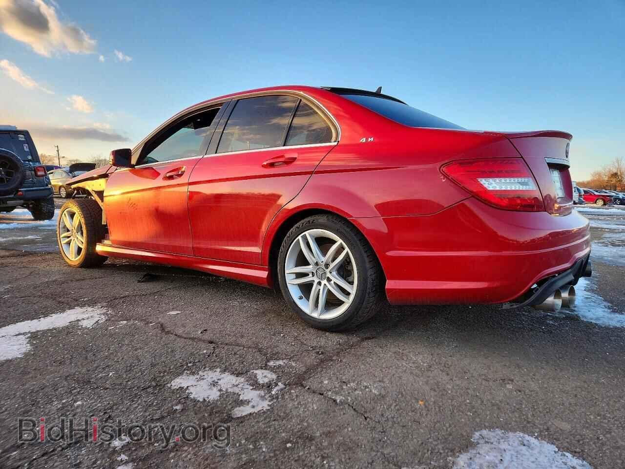 2012 MERCEDES-BENZ C-CLASS - VIN: WDDGF8BB6CA727657 - Фото 2