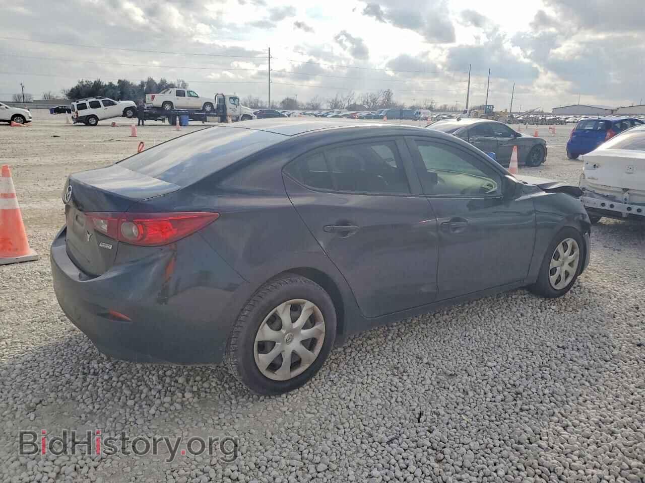 2018 MAZDA 3 - VIN: 3MZBN1U76JM192379 - Фото 3
