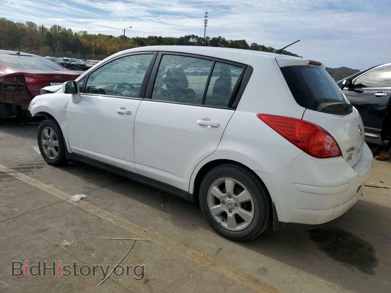 2009 NISSAN VERSA - VIN: 3N1BC13E29L404045 - Фото 2